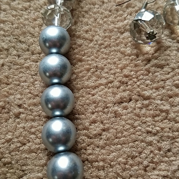 Crystal &platinum pearl set - Picture 3 of 3